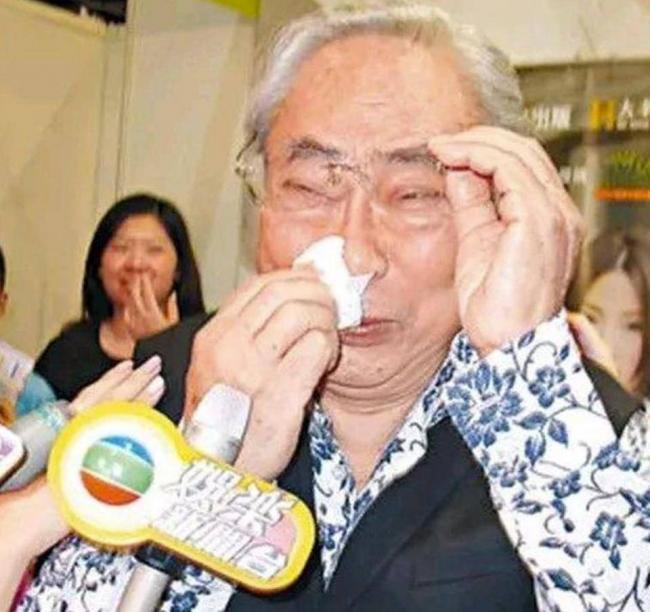 香港土豪极奢淫欲：上千位情妇、65辆顶级豪车
